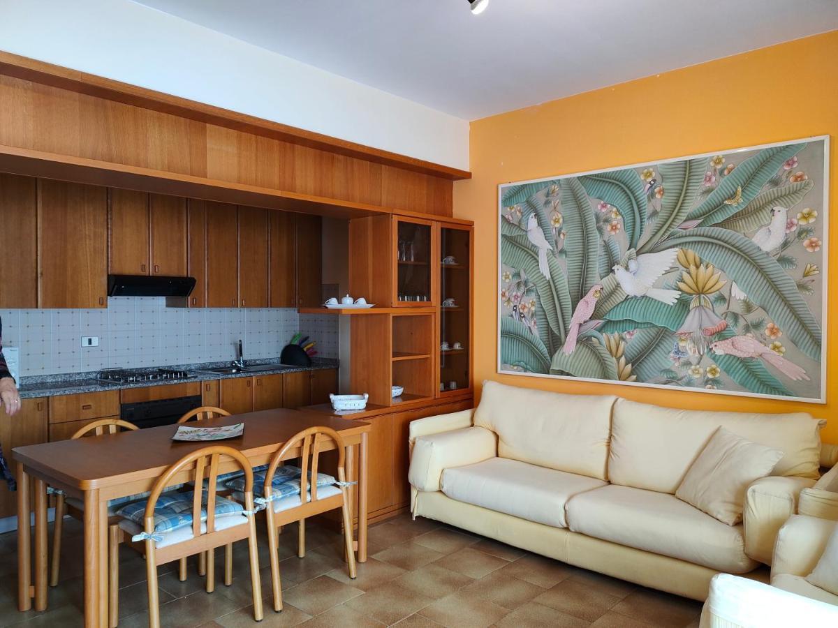 Iseolakerental- Casa Trentapassi Riva di Solto Εξωτερικό φωτογραφία