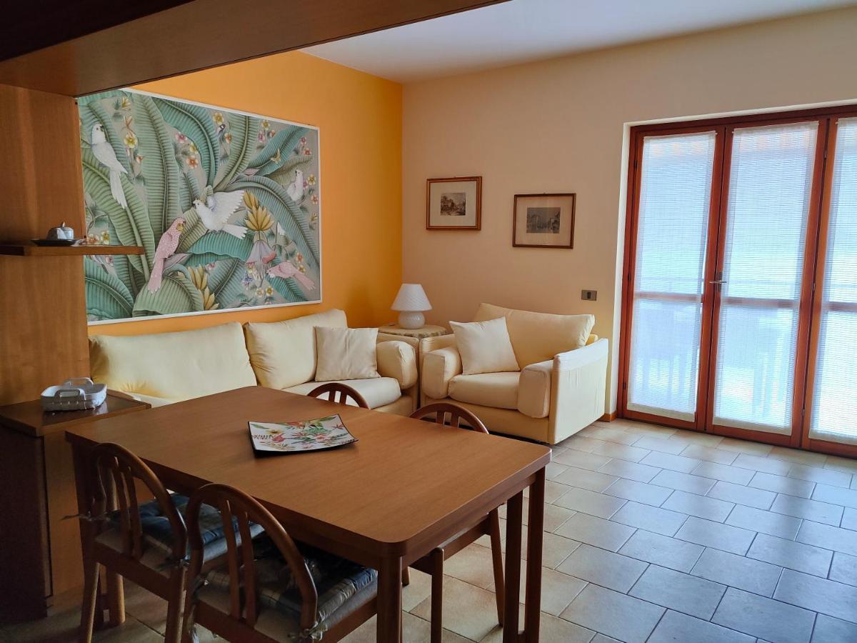 Iseolakerental- Casa Trentapassi Riva di Solto Εξωτερικό φωτογραφία