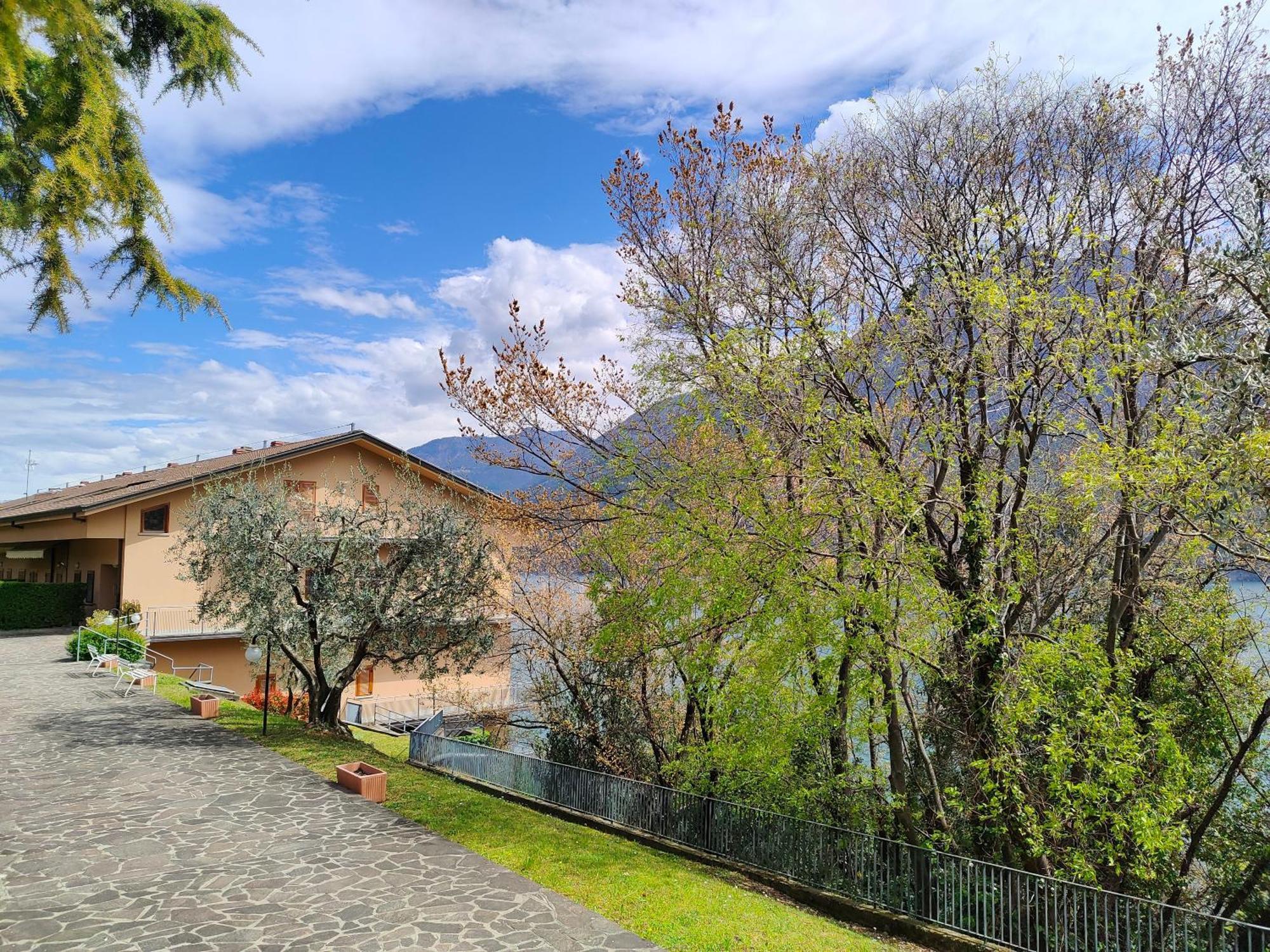 Iseolakerental- Casa Trentapassi Riva di Solto Εξωτερικό φωτογραφία